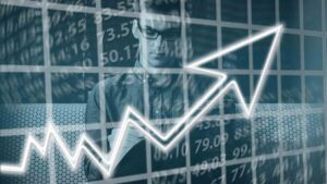 Investasi atau Menabung? Panduan Keuangan Cerdas untuk Generasi Digital
