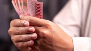 Meski Ada E-Wallet & Crypto, Ini Alasan Cash di Tabungan Masih Penting