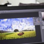 Adobe Hadirkan AI Assistant di Photoshop untuk Permudah Editing